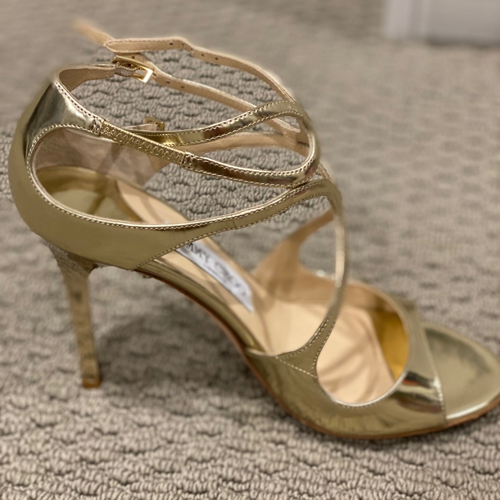 Jimmy choo high heels in gold